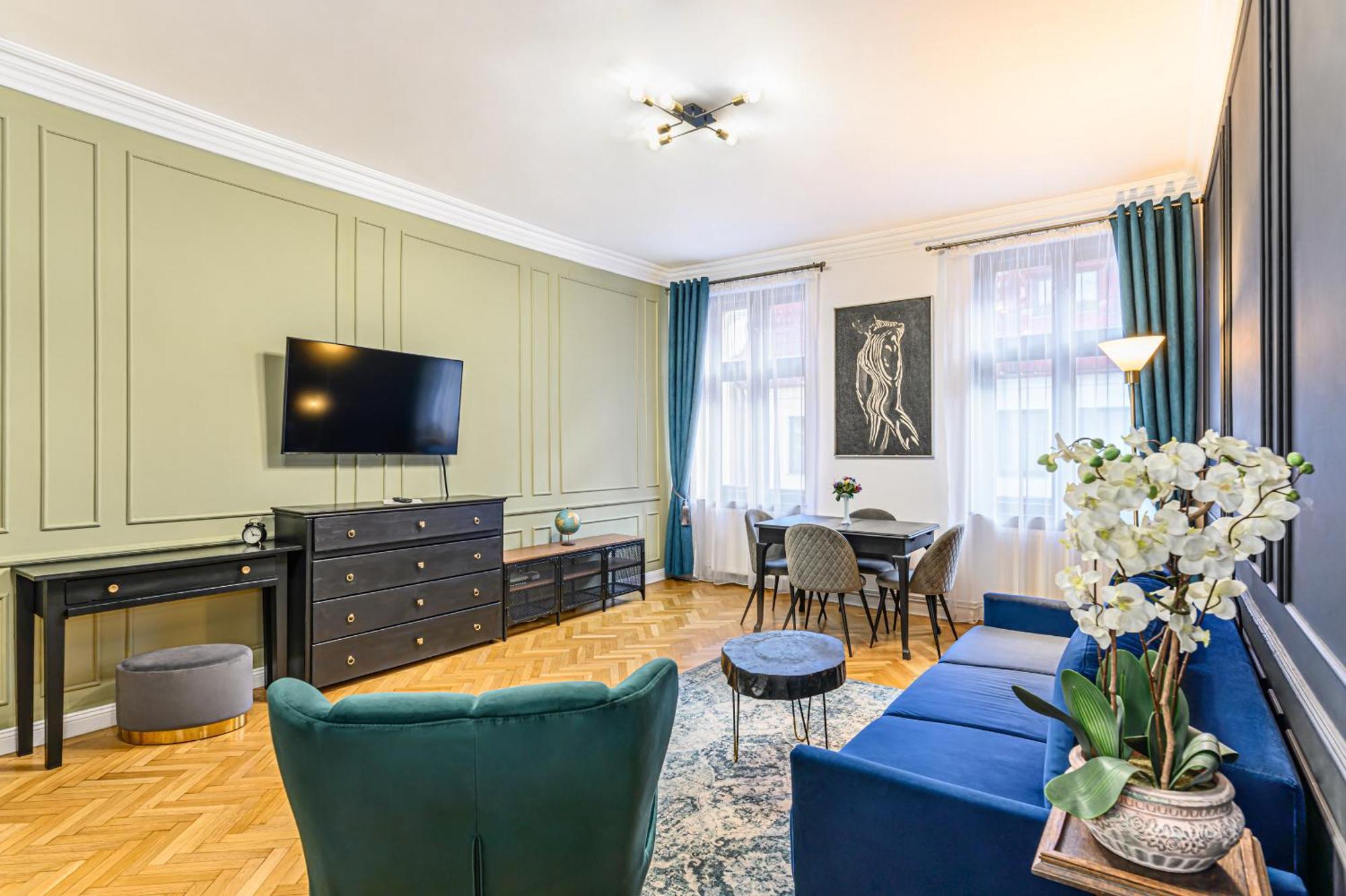 Colins Place Брашов Экстерьер фото