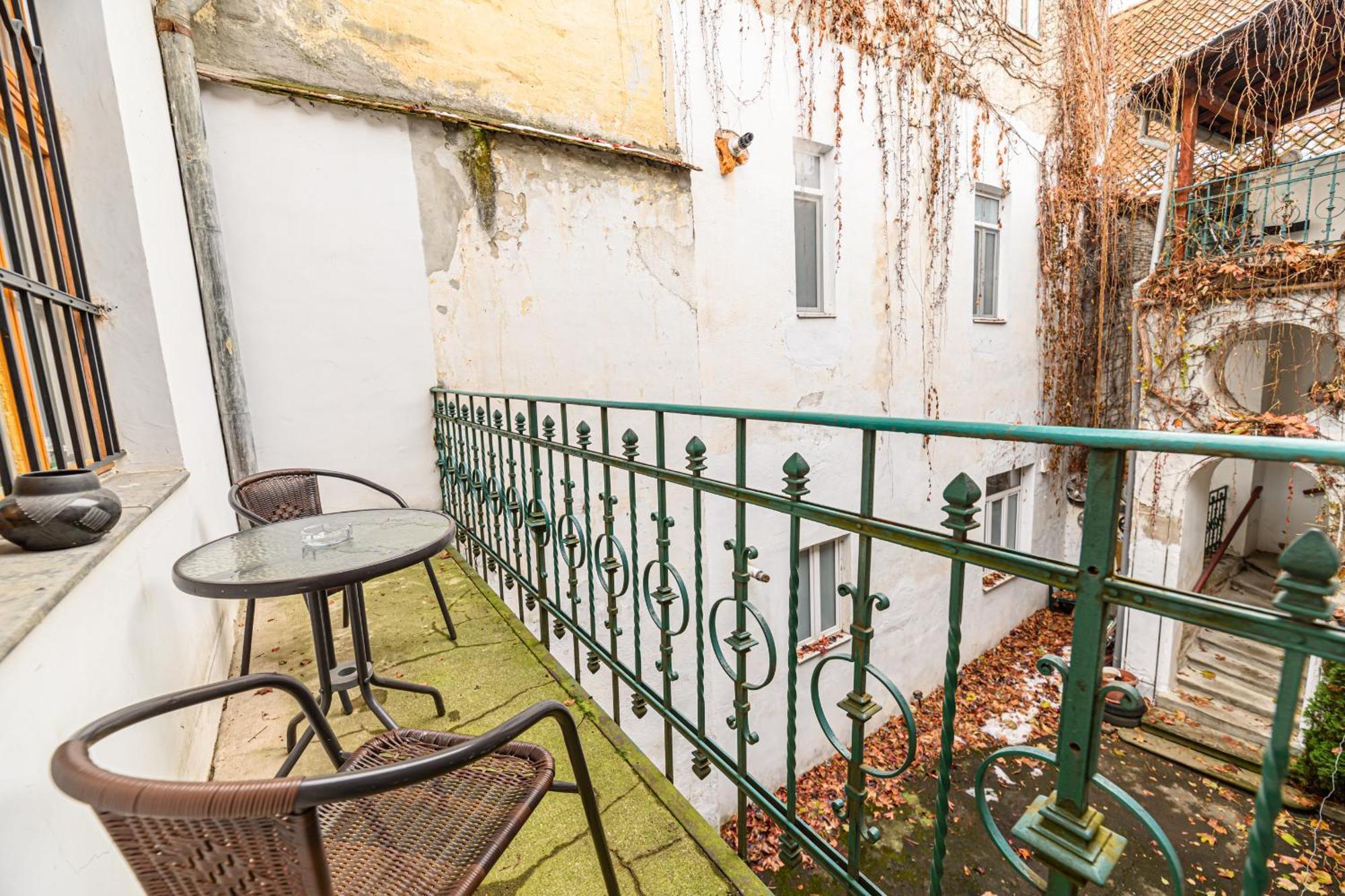 Colins Place Брашов Экстерьер фото